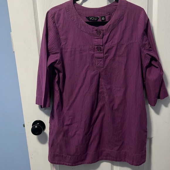 3/$20 plum volcom  large tunic - Picture 1 of 5